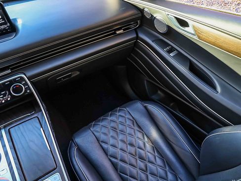 Used 2023 Genesis GV80 3.5T image 18