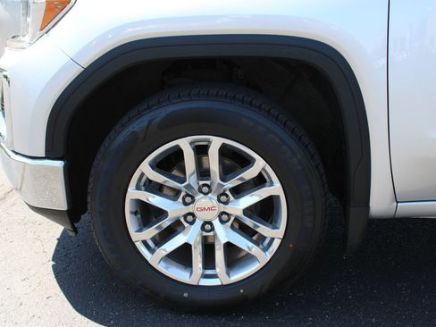 Used 2019 GMC Sierra 1500 SLT w/ SLT Premium Plus Package AWD/4WD image 11