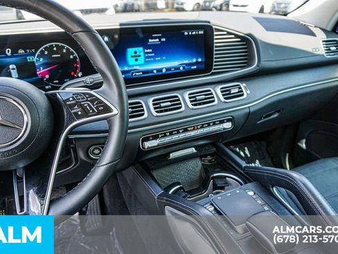 Used 2024 Mercedes-Benz GLS 450 4MATIC image 35