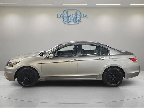 Used 2011 Honda Accord LX image 3
