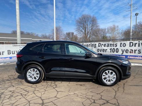 Used 2025 Ford Escape Active image 2