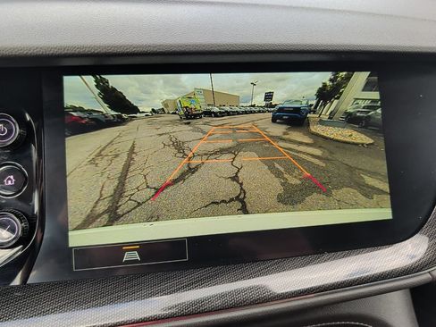 Used 2023 Buick Envision Preferred FWD image 21