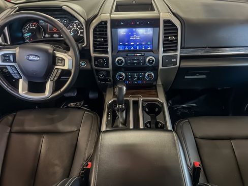 Used 2020 Ford F150 Lariat w/ Equipment Group 502A Luxury image 13