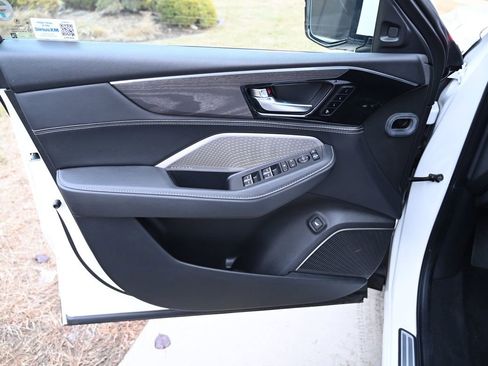 Used 2024 Acura MDX Advance Package image 16