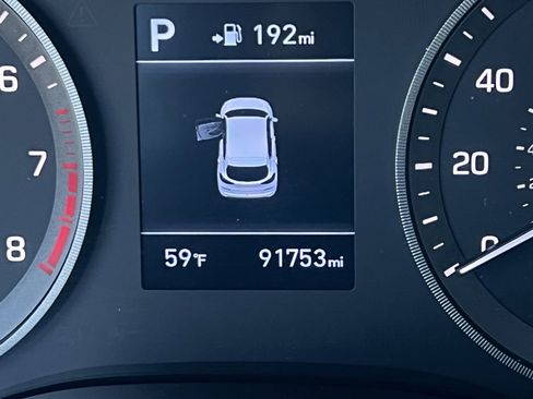 Used 2019 Hyundai Tucson Value image 12