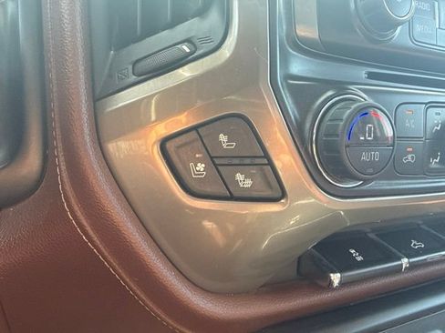 Used 2016 Chevrolet Silverado 2500 High Country AWD/4WD image 23