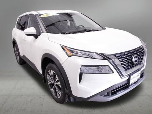 Used 2023 Nissan Rogue SV image 8