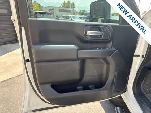Used 2025 Chevrolet Silverado 2500 Custom w/ Custom Value Package AWD/4WD image 17