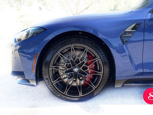 Used 2025 BMW M3 Competition w/ Executive Package image 19