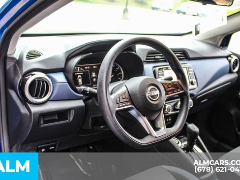 Used 2024 Nissan Versa SV FWD image 29