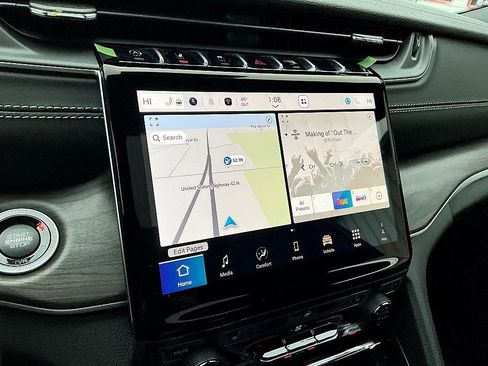 New 2025 Jeep Grand Cherokee L Limited image 19