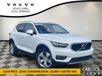 Used 2021 Volvo XC40 T5 Momentum image 1