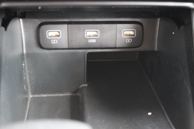 Used 2022 Kia Sorento S AWD/4WD image 11