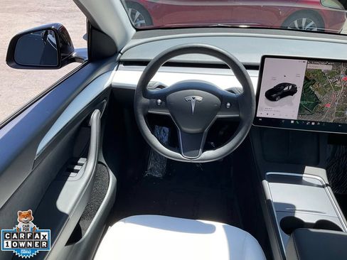 Used 2023 Tesla Model Y Long Range AWD/4WD image 40