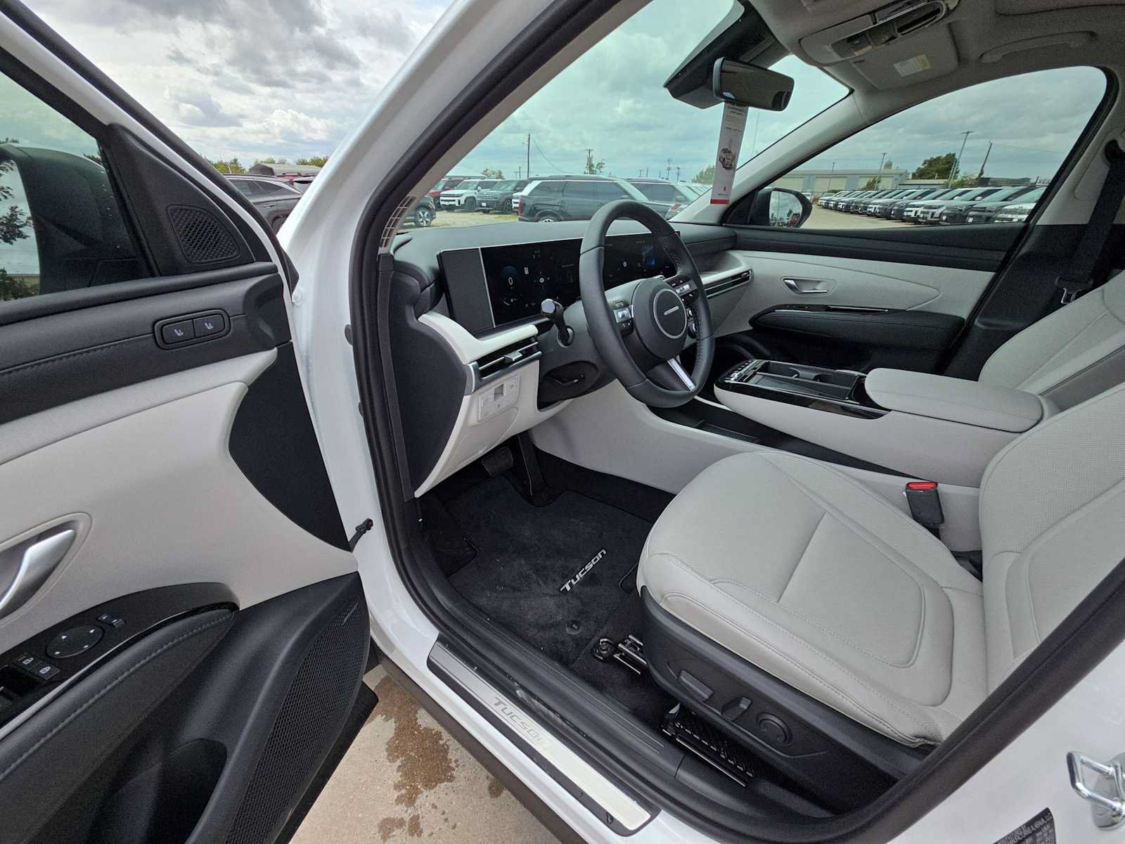 New 2026 Hyundai Tucson Limited AWD/4WD image 15