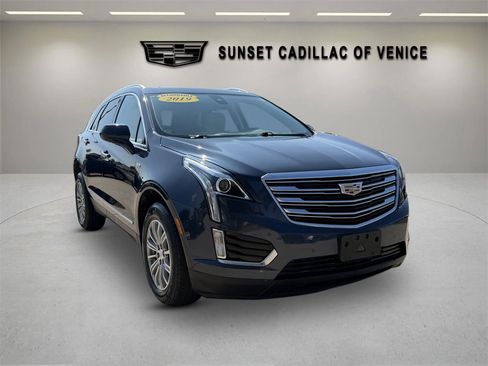 Used 2019 Cadillac XT5 Luxury image 1