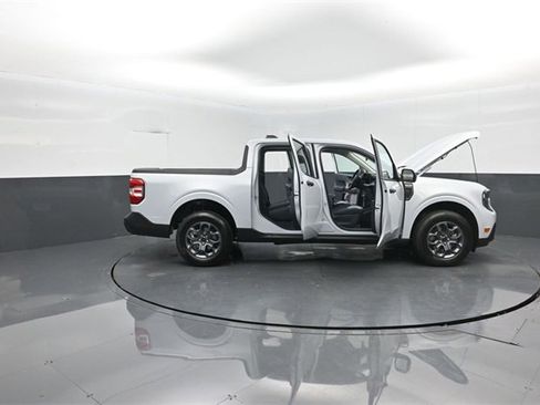 New 2026 Ford Maverick XLT image 39