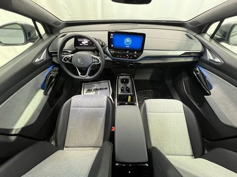 Used 2023 Volkswagen ID.4 Pro image 13