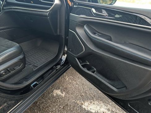 Used 2022 Jeep Grand Cherokee Trailhawk w/ Advanced Protech Group II image 53