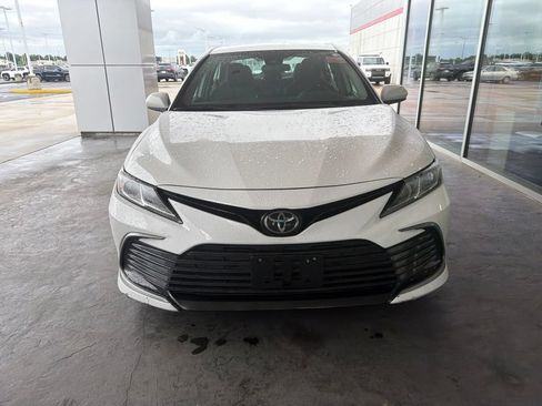 Used 2024 Toyota Camry LE FWD image 3