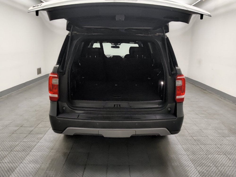 Used 2020 Ford Expedition XLT AWD/4WD image 29