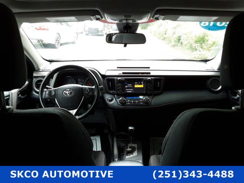 Used 2018 Toyota RAV4 Adventure image 14