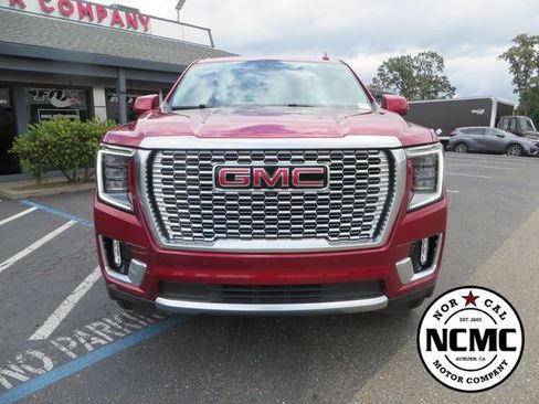 Used 2023 GMC Yukon Denali w/ Max Trailering Package AWD/4WD image 8