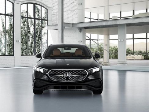 New 2026 Mercedes-Benz E 450 4MATIC Sedan image 7