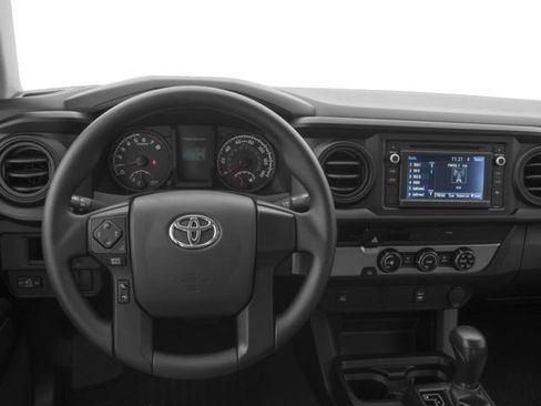 Used 2018 Toyota Tacoma TRD Sport image 7