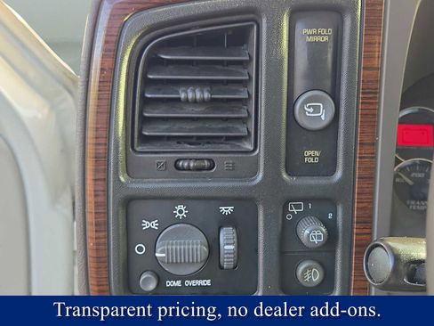 Used 2002 Cadillac Escalade image 21