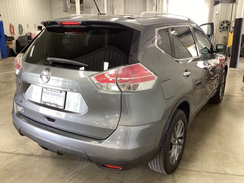 Used 2016 Nissan Rogue SL w/ SL Premium Package AWD/4WD image 7
