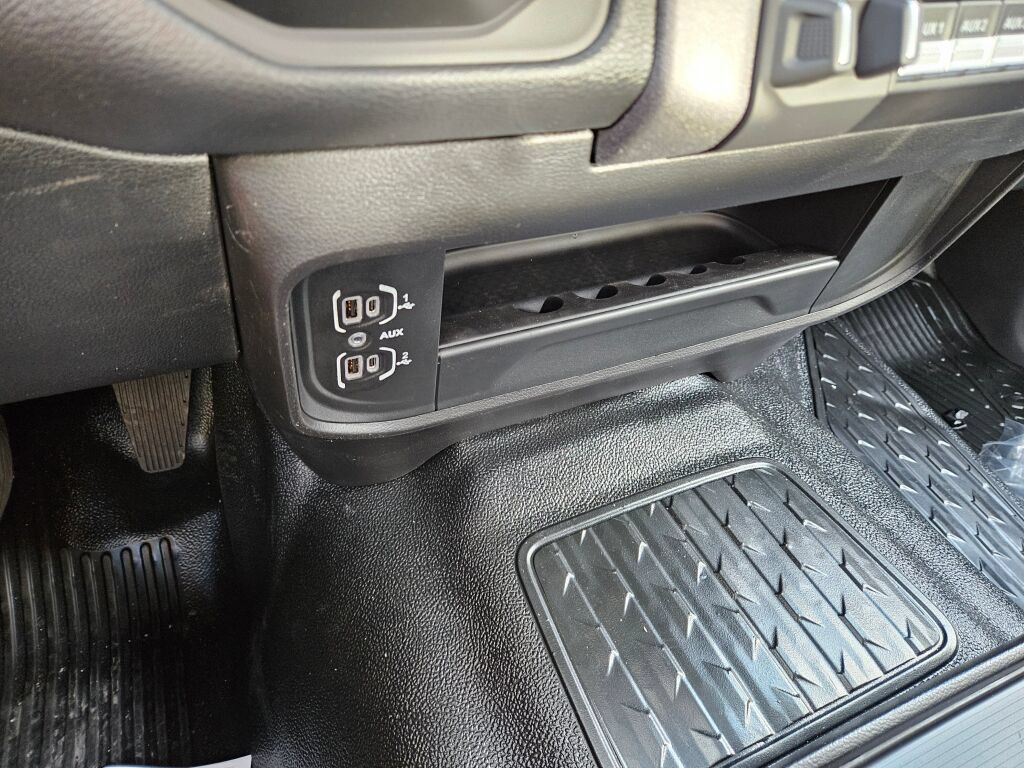 New 2026 RAM 5500 Tradesman AWD/4WD image 21