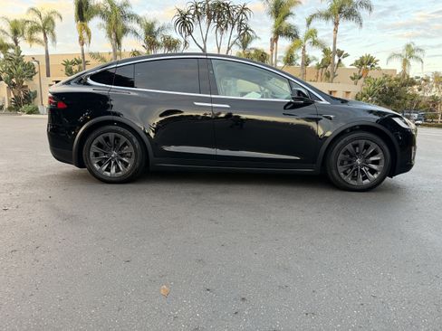 Used 2018 Tesla Model X 100D AWD/4WD image 6