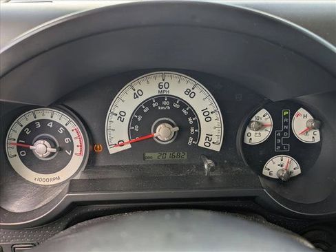 Used 2014 Toyota FJ Cruiser 4WD w/ Upgrade Package image 11