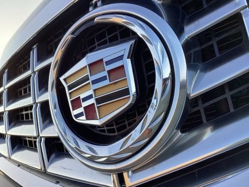 Used 2014 Cadillac SRX Luxury w/ Driver Awareness Package AWD/4WD image 3