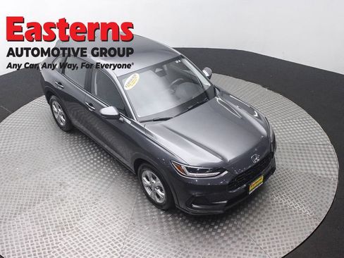 Used 2025 Honda HR-V LX image 3