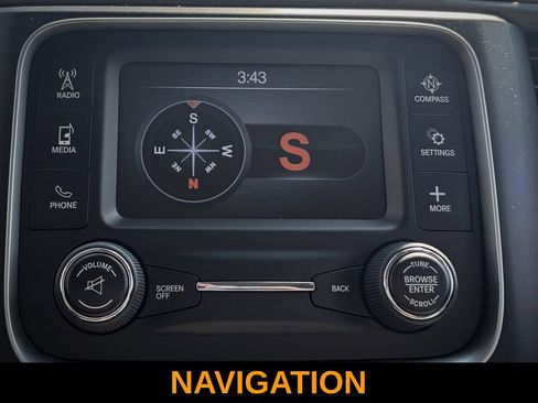 Used 2014 RAM 1500 Express AWD/4WD image 3