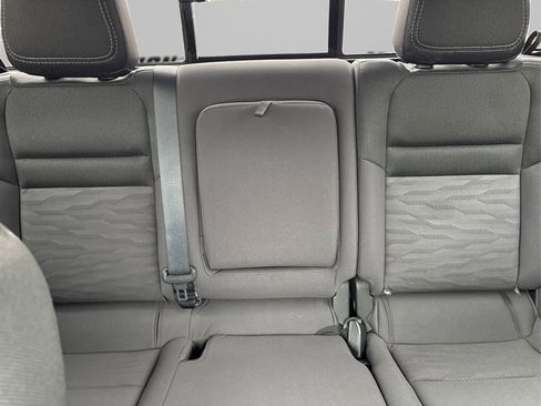 Used 2022 Nissan Frontier SV image 18