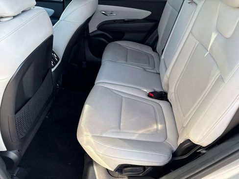Used 2024 Hyundai Tucson Limited image 16