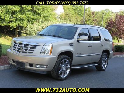 Used 2007 Cadillac Escalade AWD w/ Information Package