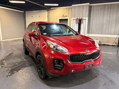 Used 2019 Kia Sportage LX AWD/4WD image 8