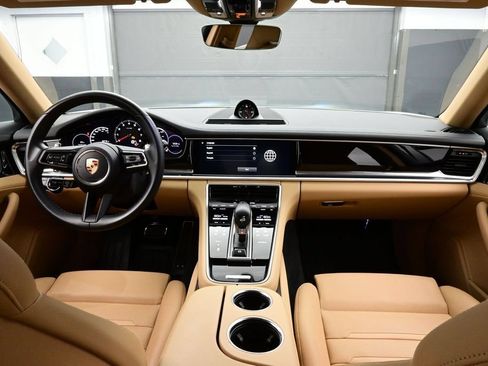 Certified 2023 Porsche Panamera 4S AWD/4WD image 20