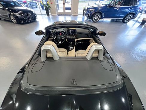 Used 2012 BMW Z4 sDrive28i w/ Sport Pkg image 24