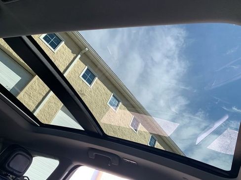 Used 2022 Lincoln Corsair Reserve w/ Elements Package image 17