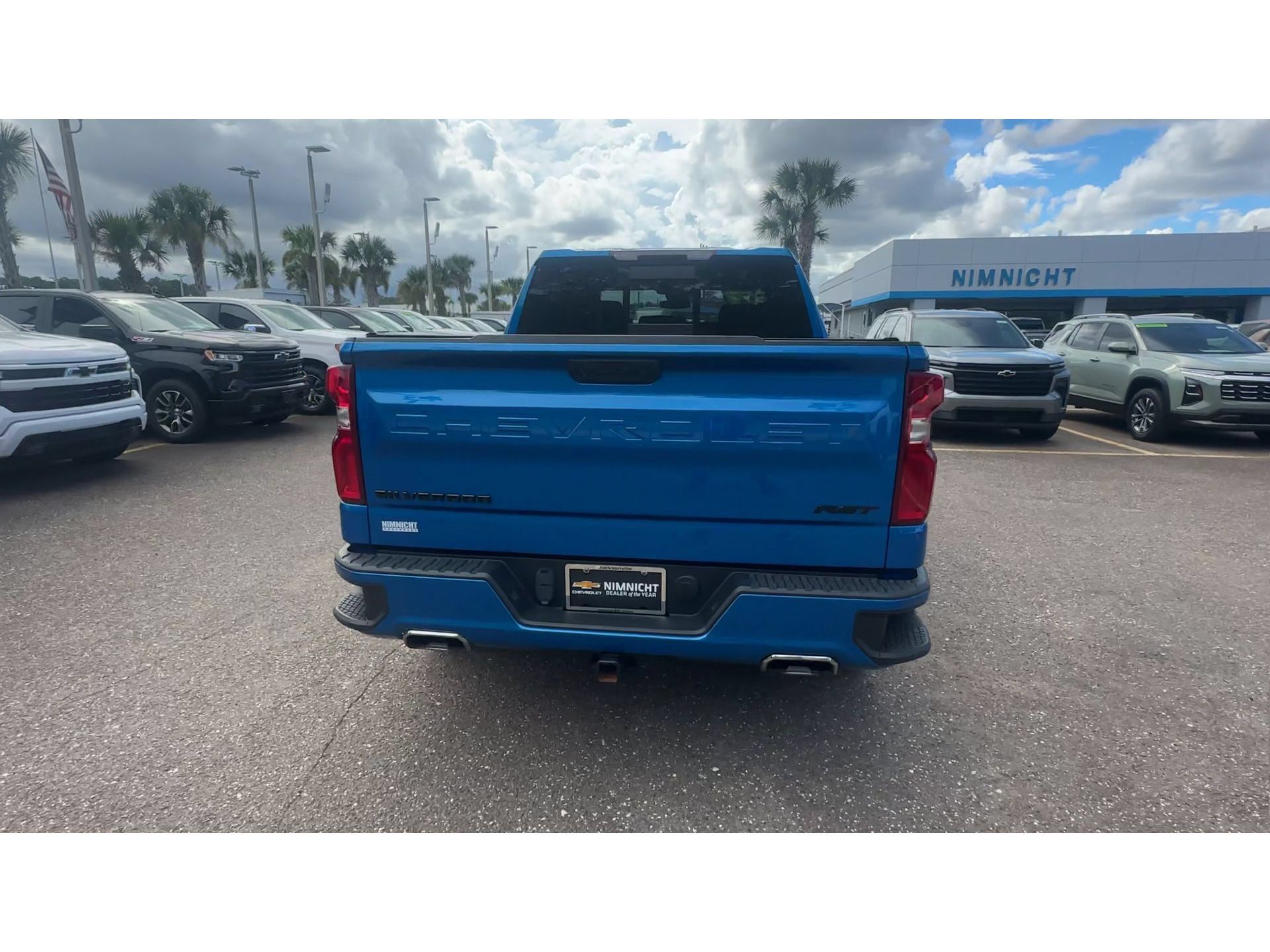 Used 2024 Chevrolet Silverado 1500 RST w/ Convenience Package II AWD/4WD image 3