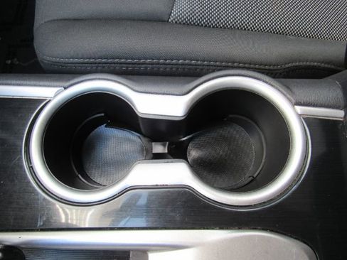 Used 2020 Nissan Pathfinder SV image 49