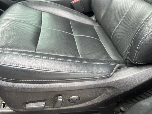 Certified 2023 Kia Telluride EX w/ EX Captain's Chair Package AWD/4WD image 20