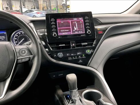 Used 2023 Toyota Camry LE FWD image 7