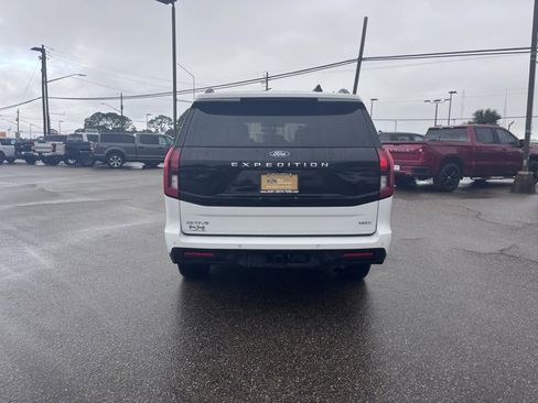 Certified 2025 Ford Expedition Max Active image 7