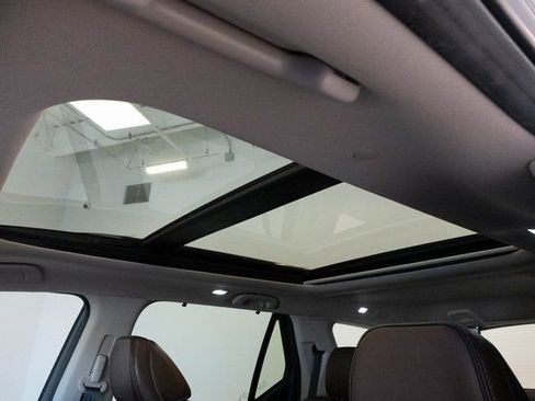 Certified 2023 Honda Pilot Elite image 5